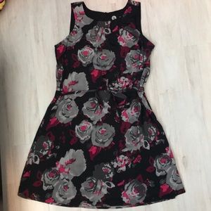 Sleeveless black floral dress